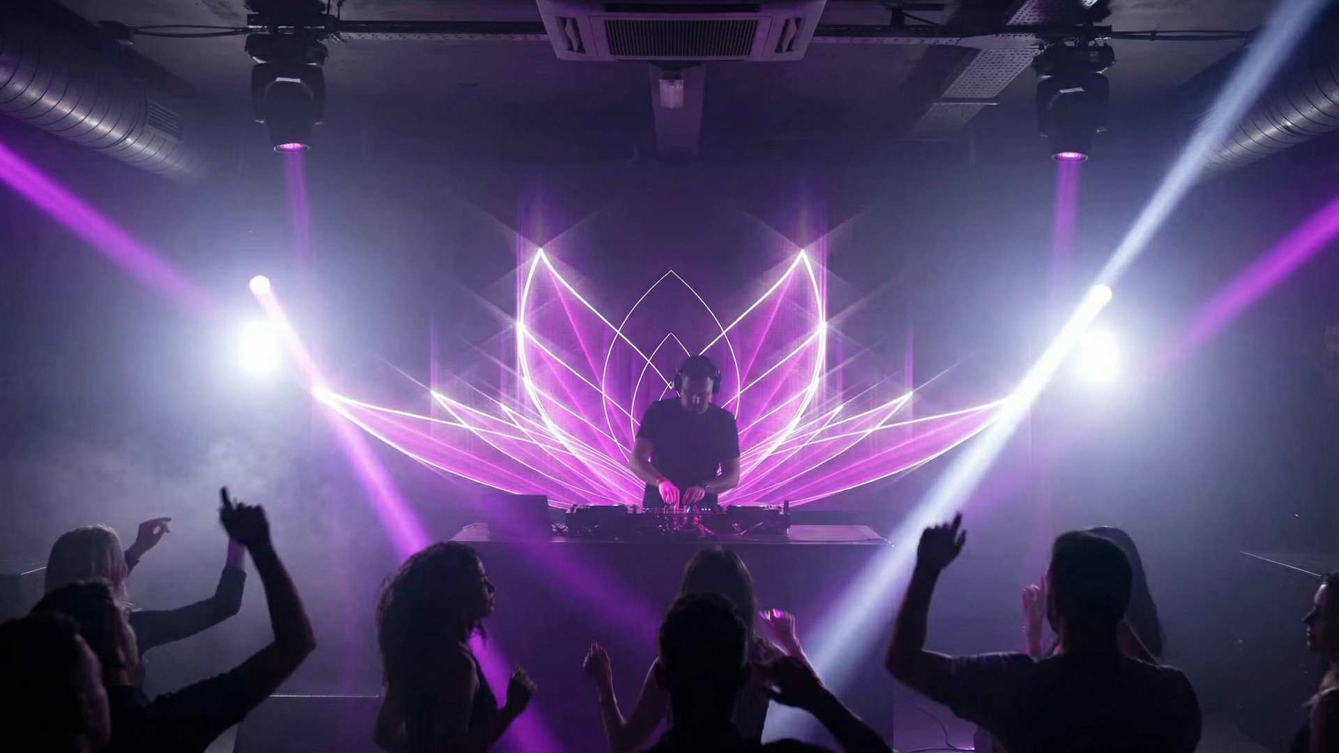 flowers-flow-limeartgroup-vj-loop-usecase-17 concert visuals