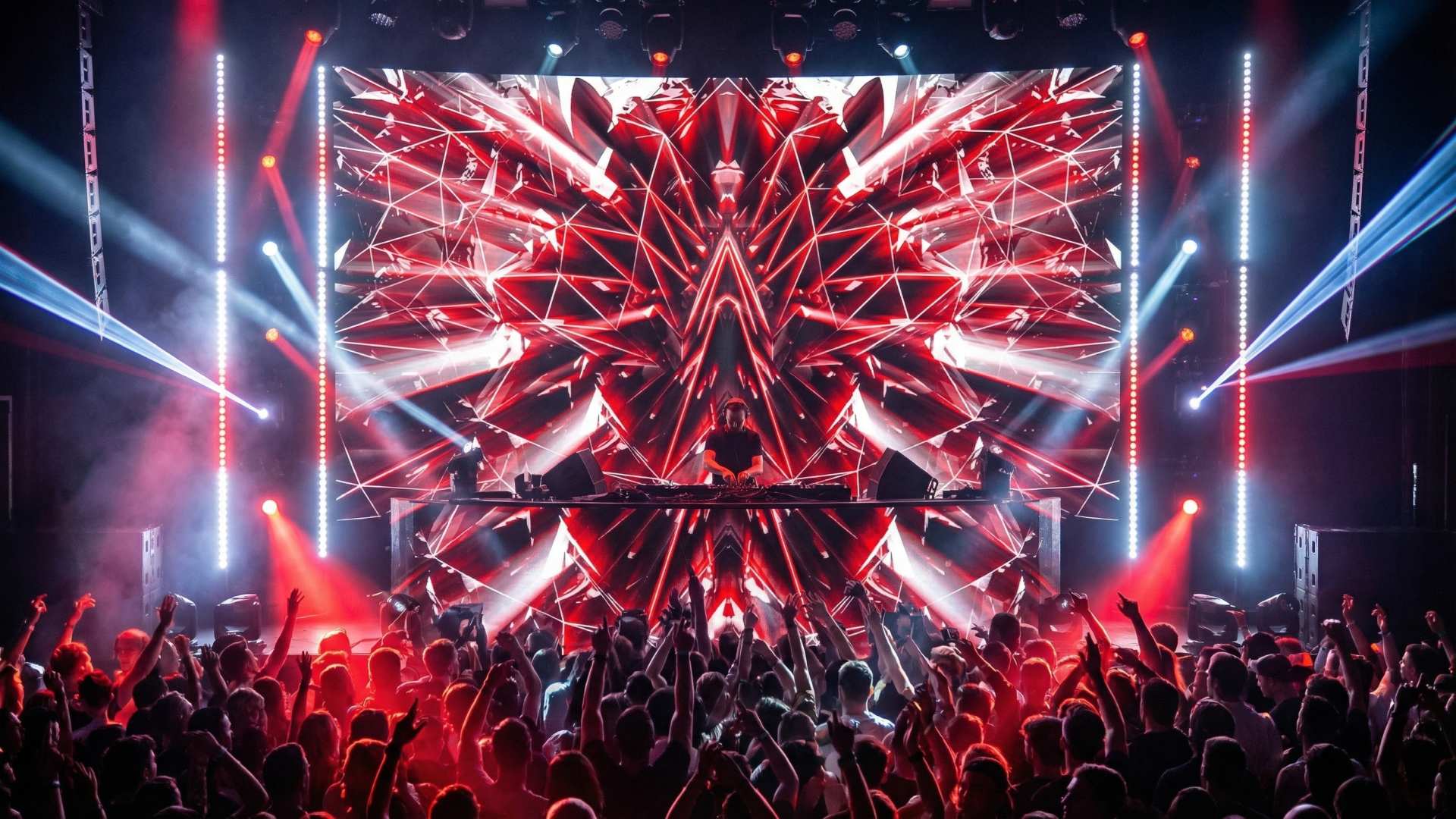 foil-black-limeartgroup-vj-loop-usecase-4 Dark metallic foil visuals Foil Black for stage visuals vj loops