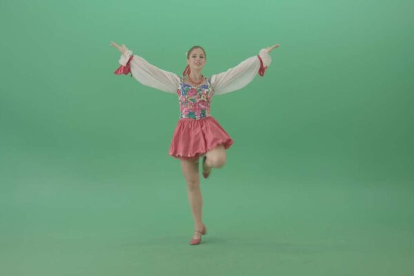 folk-dance-greenscreen-4k (2)